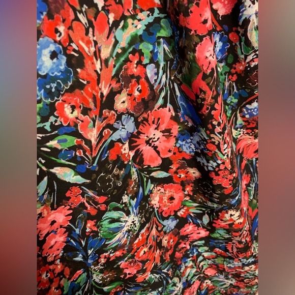 T Tahari Medium A Line Pull On Skirt Floral NWT - Picture 5 of 8